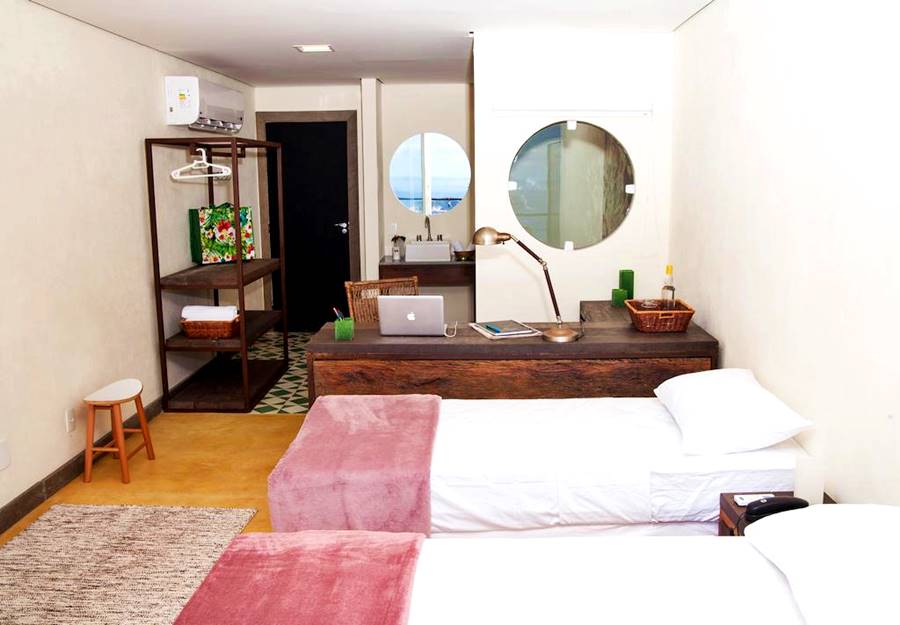 6 Bed Mixed Dorm